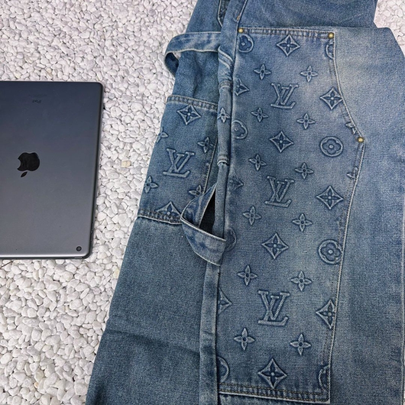 LV Jeans